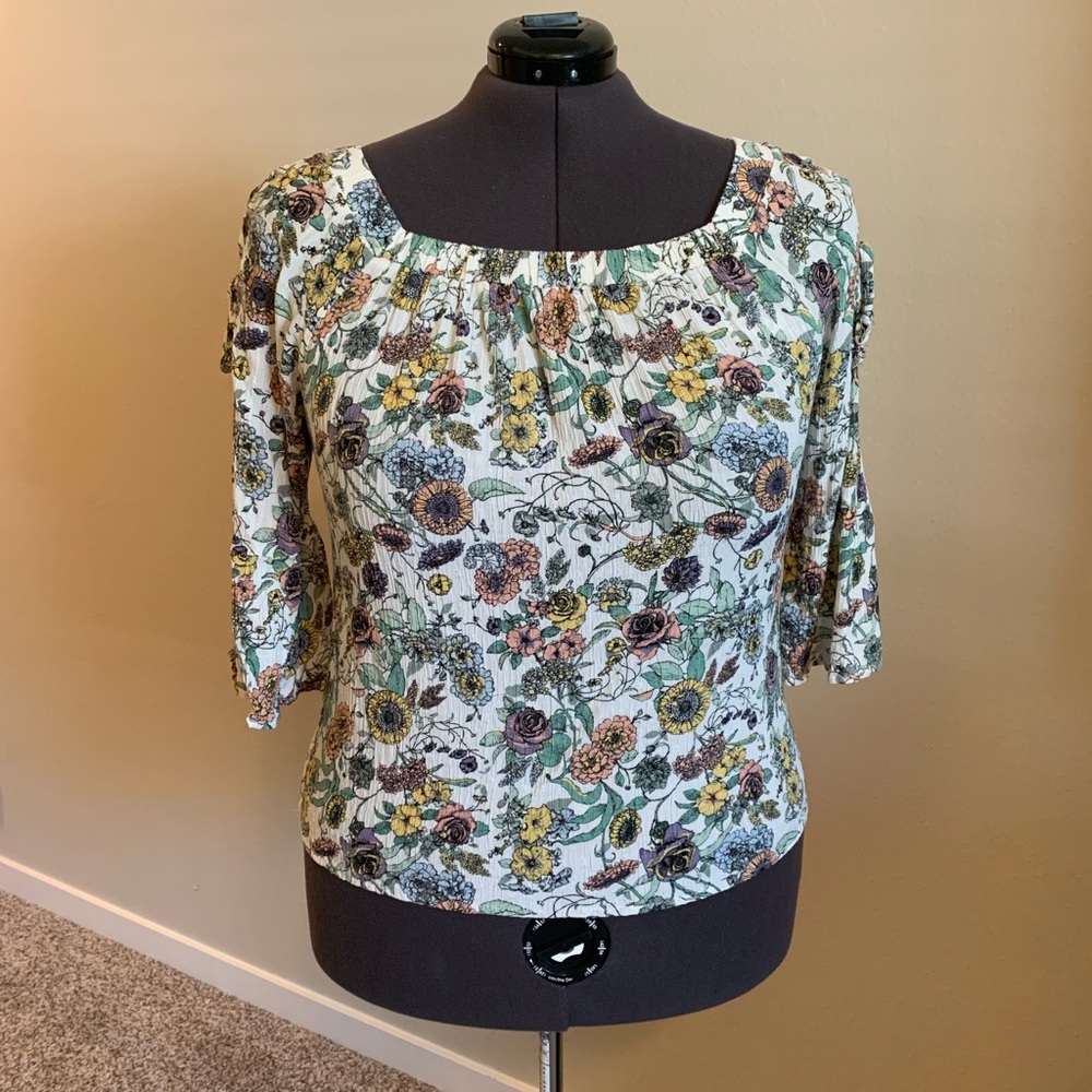 Maurice’s XL top